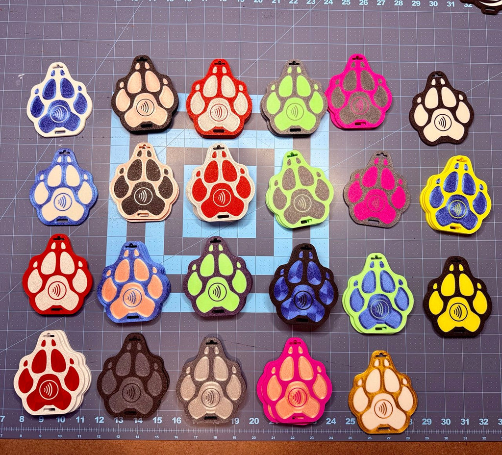Pre-made Limited Stock Custom Paw Lanyard/Clip Tag with NFC